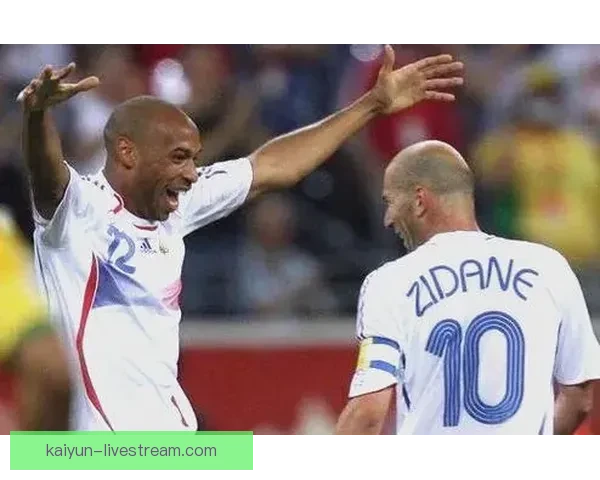 齐达内足球哲学：团队协作与个人才华的完美融合引热议