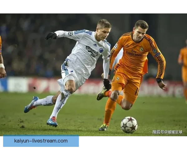 黄喜灿射门方式分析：表现稳健，成为球队进攻关键点