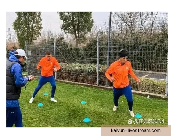 球队训练营迎来新阶段，热身状态持续提升备受关注