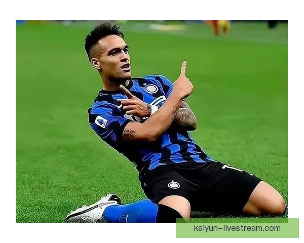 Lautaro在本赛季的精神属性与抗压能力表现稳健，成为球队的关键支柱。