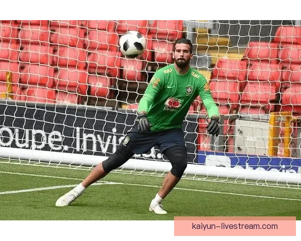 阿利松安菲尔德传奇地位：近期表现稳健，持续提升利物浦防线竞争力